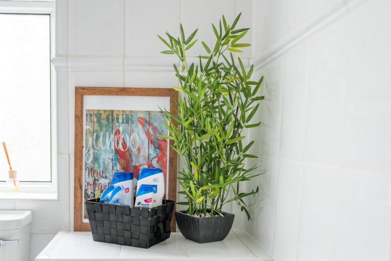 The Ella Fitzgerald - Modern 2 Bedroom Apartment, Super Close To City Centre Cardiff Buitenkant foto