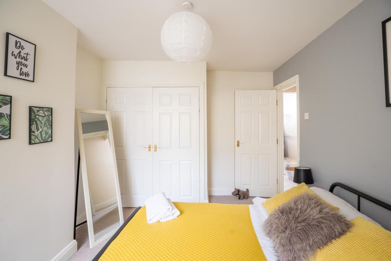 The Ella Fitzgerald - Modern 2 Bedroom Apartment, Super Close To City Centre Cardiff Buitenkant foto